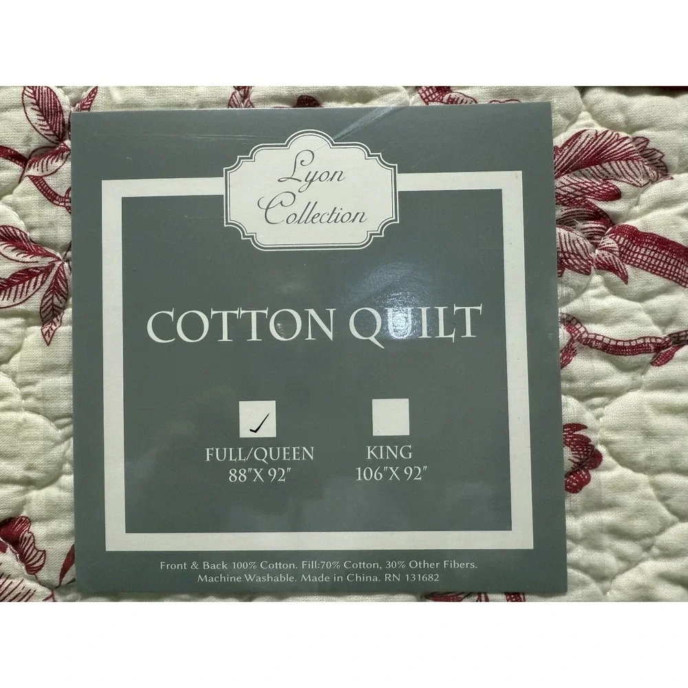 LYON COLLECTION - Red & White Floral‎ Full/Queen Cotton Quilt - 88 x 92 in - NEW